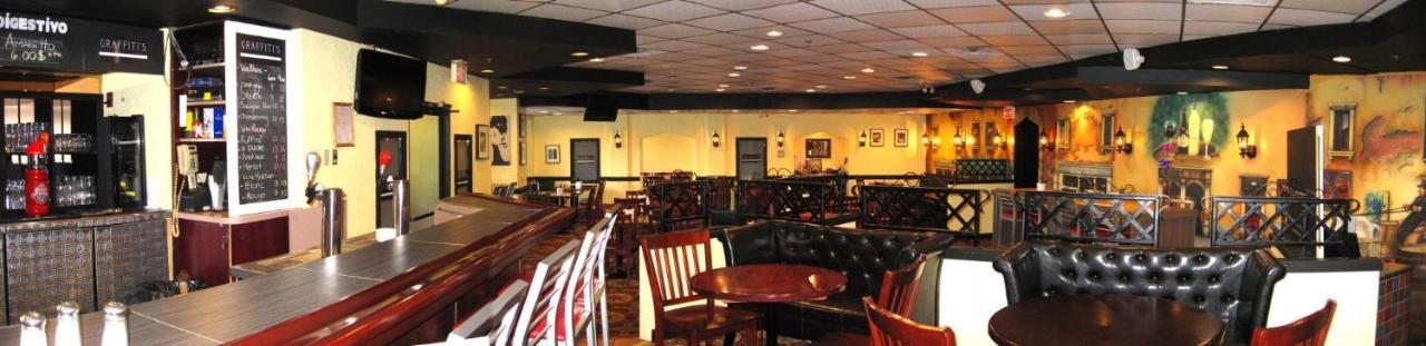 Quality Inn And Suites Montreal East Exteriör bild